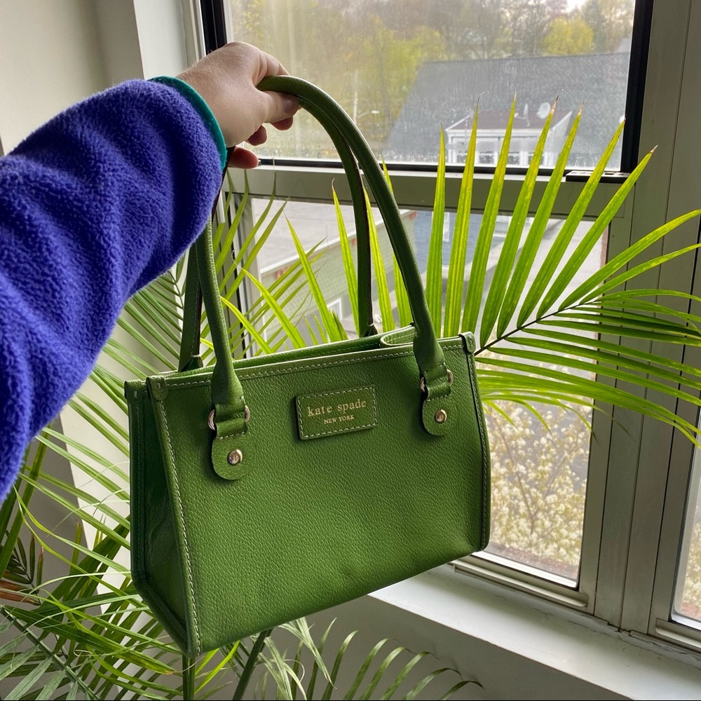 Kate Spade kelly green leather purse